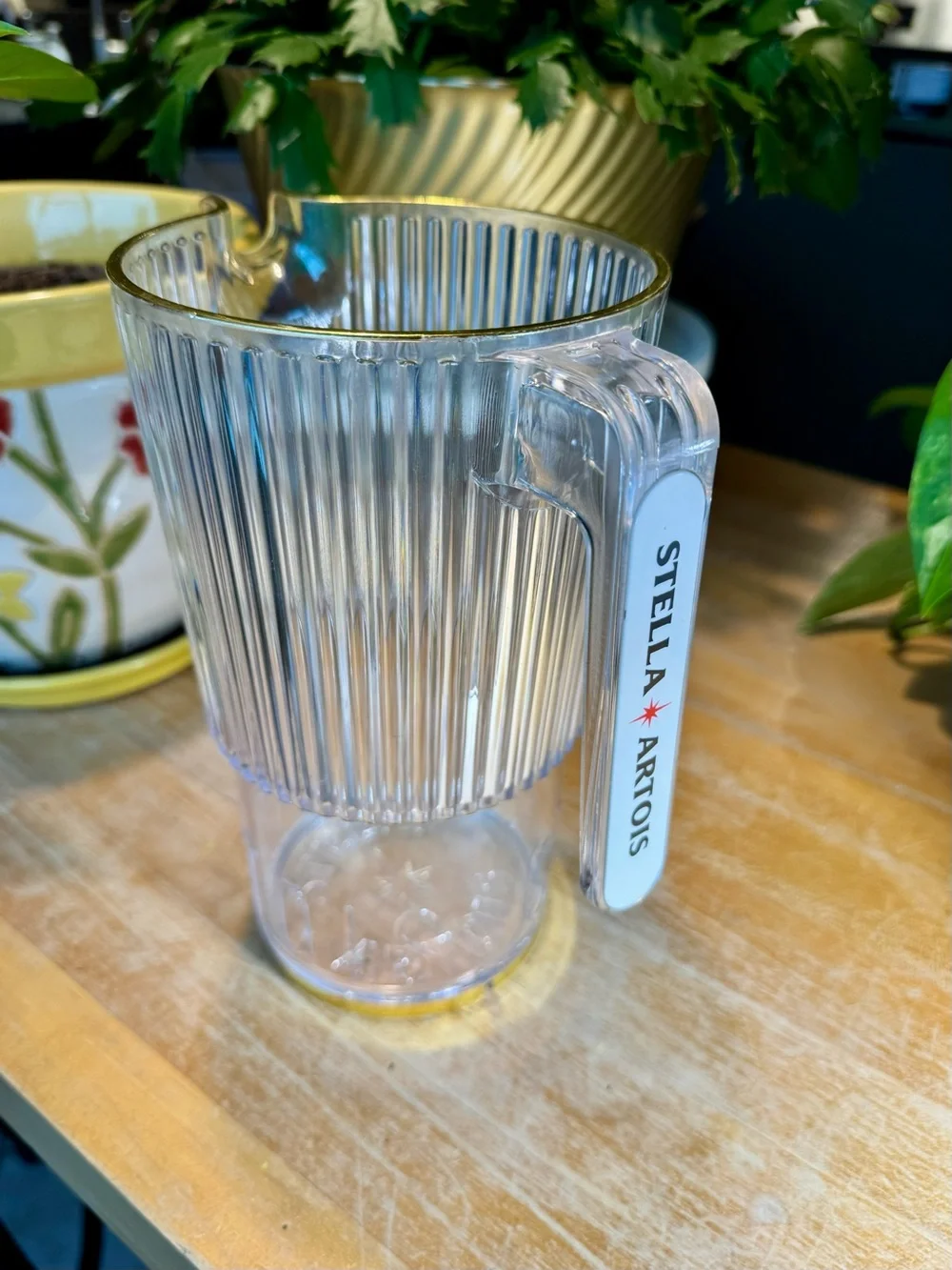 Stella Artois Acrylic Beer Pitcher Clear Ribbed 64 oz Beverage Pitcher Barware